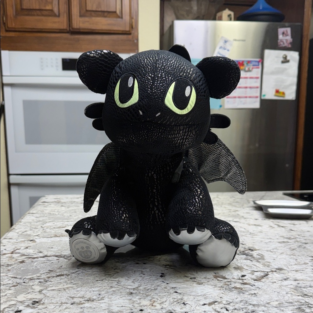 How to Train Your Dragon Toothless 25th Anniversary Build a Bear Plushie